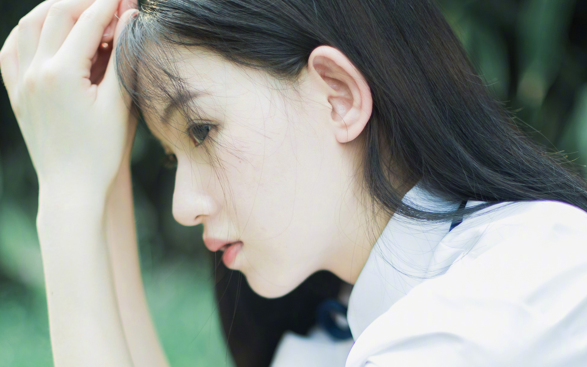 五大联赛是否通过压缩中场空间提升防守效率,五大联赛中场球员