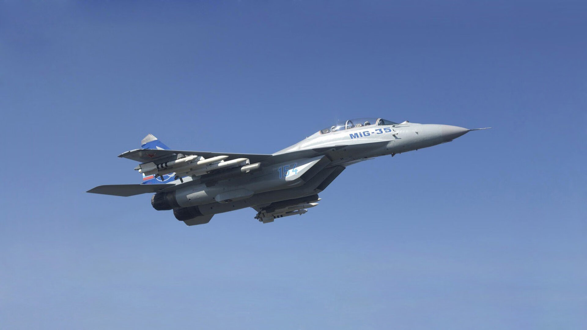 开云-伊丽莎白·德克斯刷新个人最佳成绩，伊丽莎白和德雷克