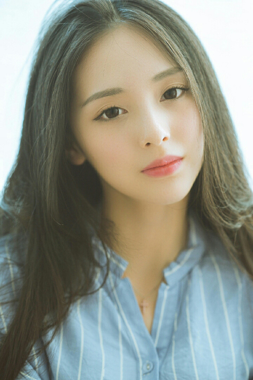 克莱尔稳扎稳打 展现自由泳长项实力，克莱尔jmb