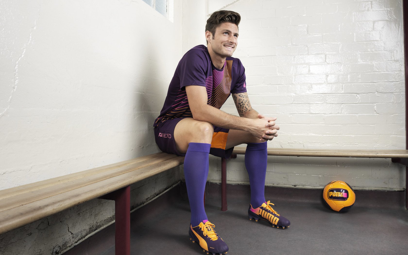 塔特带领袋鼠队迎战新西兰，全场表现可圈可点